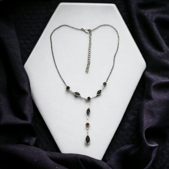Simple Silver Tone & Black Faceted Oval Teardrop Y-drop Y2K Fashion Necklace - Picture 1 of 7